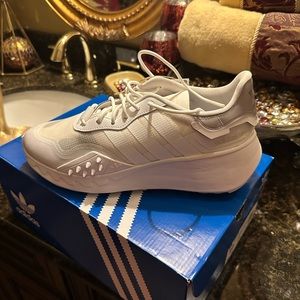 White Adidas Tennis Shoes for Women. New with tags. Never worn.